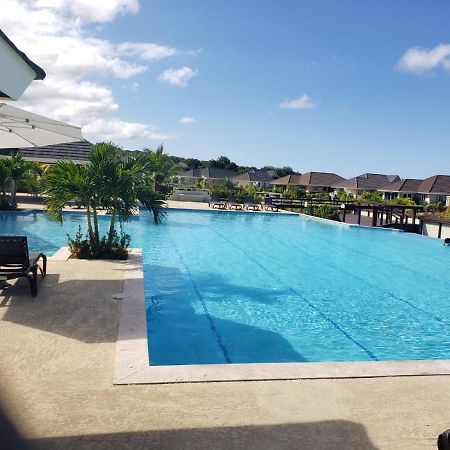 Breathtaking Villa At The Crest Richmond 외부 사진
